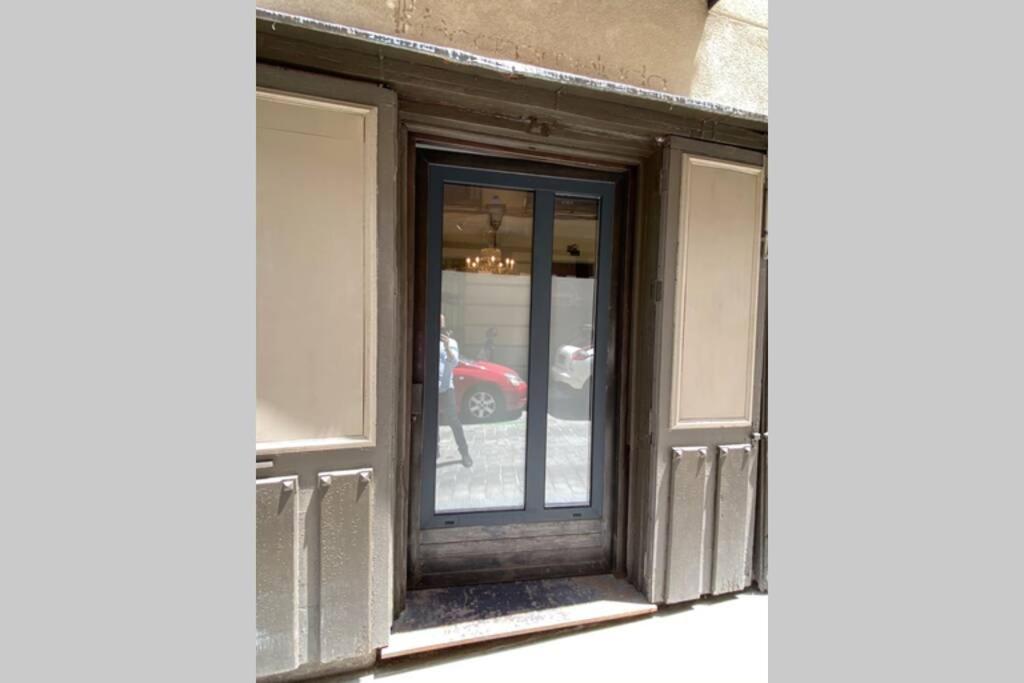 Opera Suites Fidelio , Cozy Studio In The Very Center Of Madrid Exterior photo