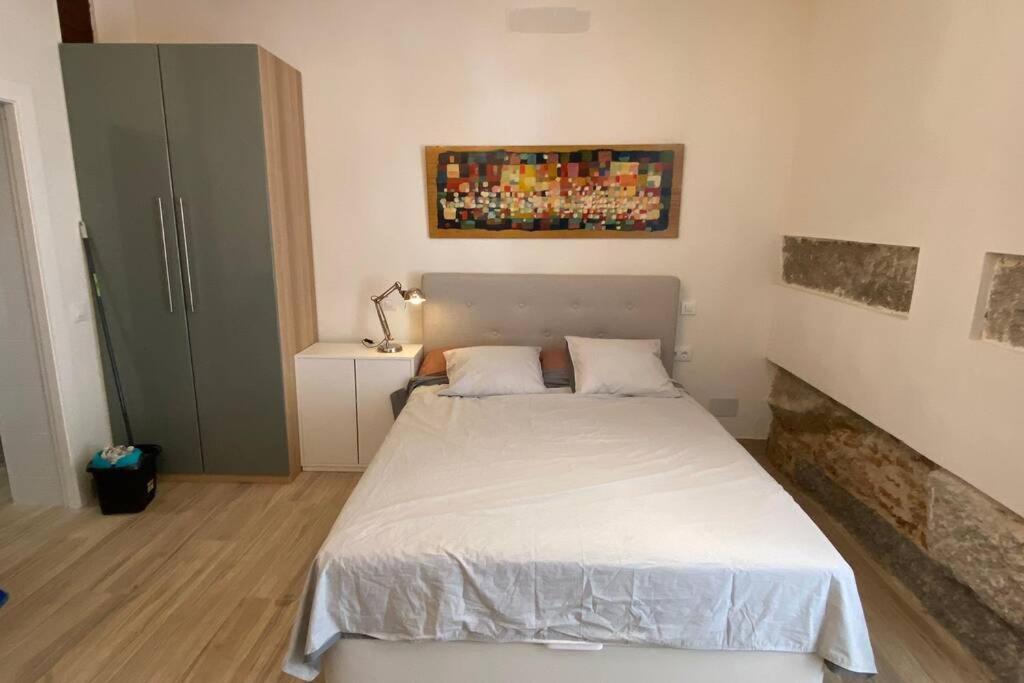 Opera Suites Fidelio , Cozy Studio In The Very Center Of Madrid Exterior photo