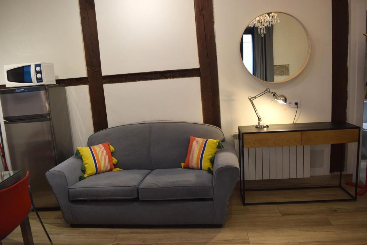Opera Suites Fidelio , Cozy Studio In The Very Center Of Madrid Exterior photo
